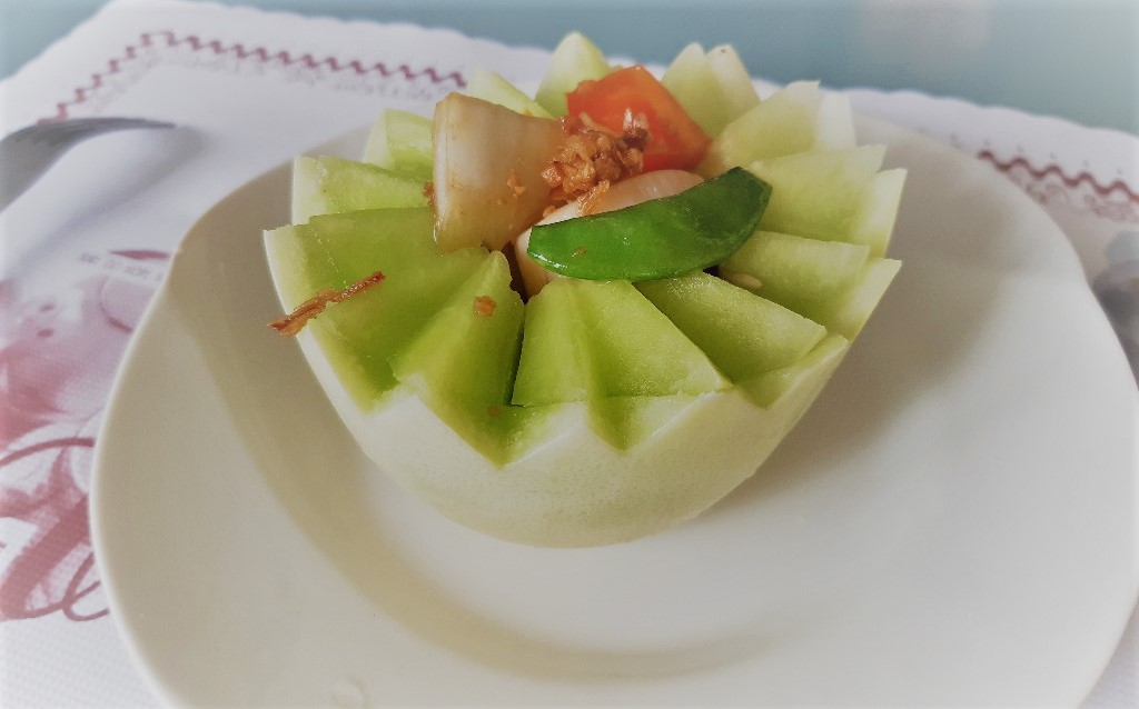 金門美食︱絶不能錯過的5家必吃清單︱俊輝碳烤、佑昇生億飲食店、合泉美食、湶民水果餐創意料理、科記廣東粥 23 湶民水果餐創意料理 / 哈密瓜炒曼波