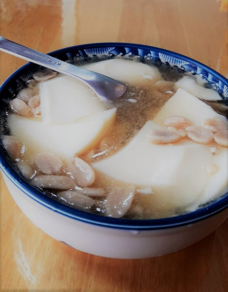 (2022年2月已宣布熄燈休息)阿淑小吃|私心推薦現炒肉絲飯,還有2樣必點|轉角遇到津津豆花也是扛霸子|台北市士林區|巷弄美食 3 津津豆花/花生原味