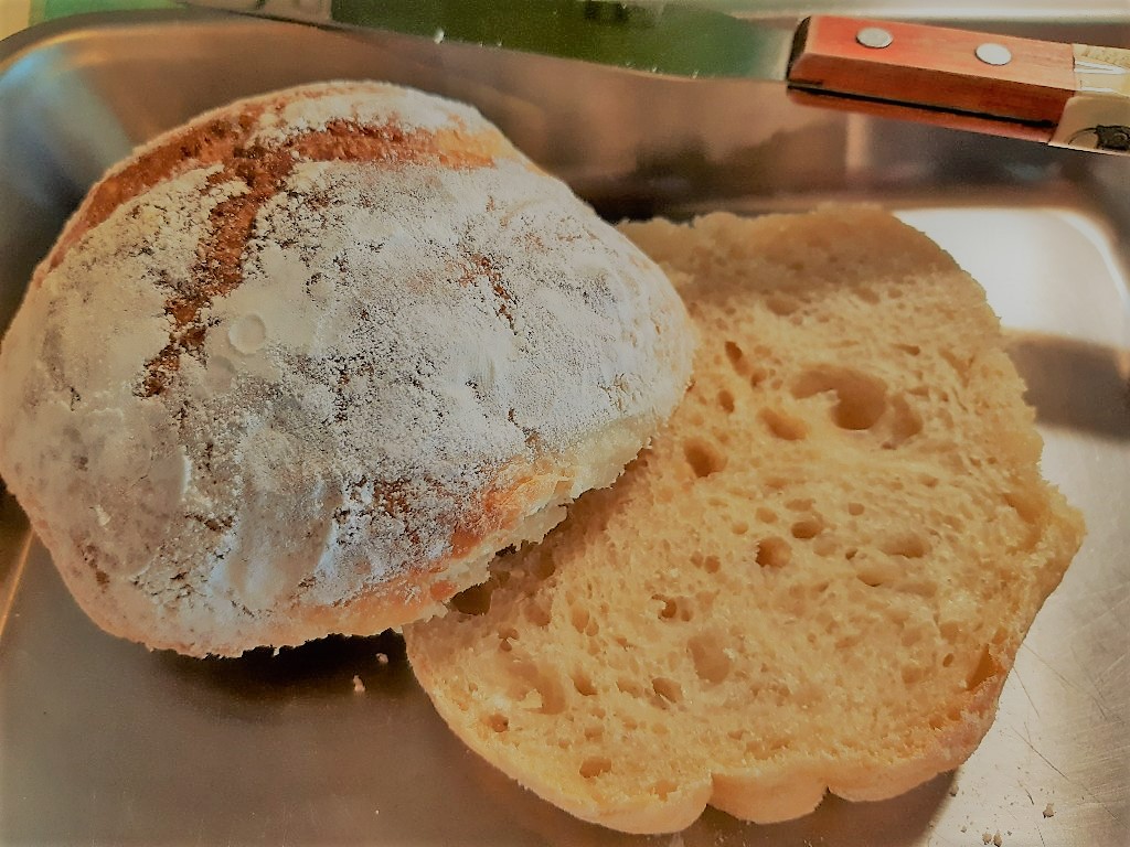 パンPAN練習曲 | 1次學會免揉蜂蜜燕麥脆皮麵包 | 不用奶油不用蛋 6 免揉蜂蜜燕麥脆皮麵包/剖面照