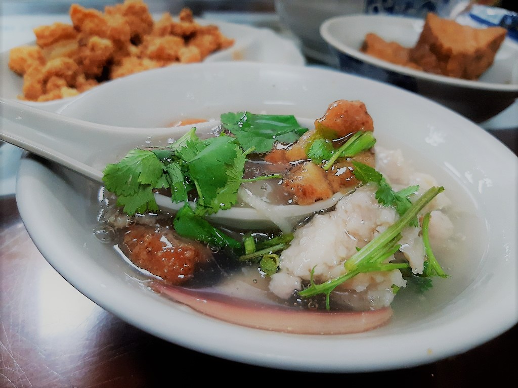 鹿港肉焿泉／肉焿湯