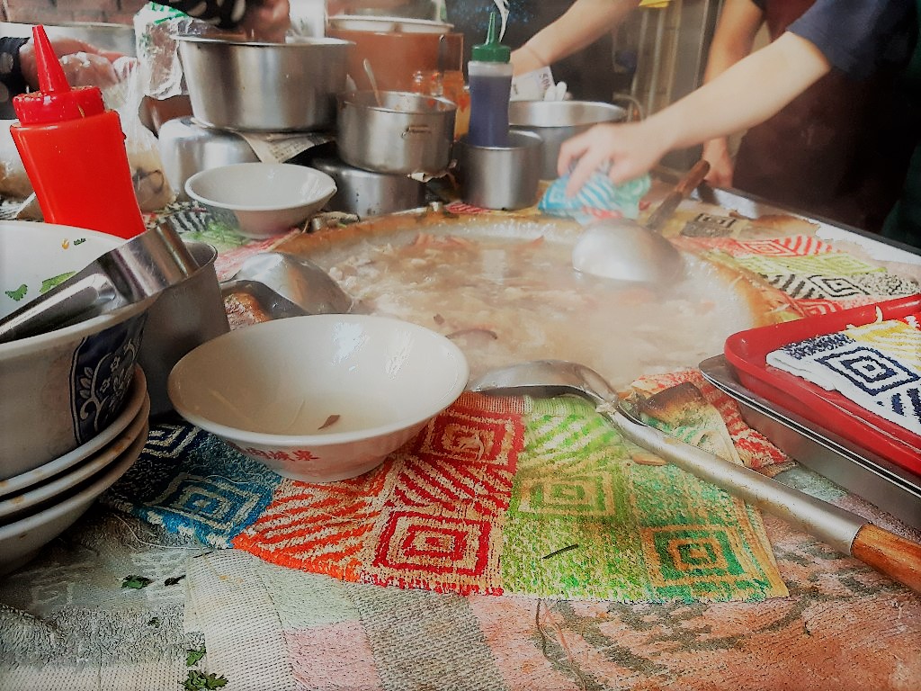 鹿港肉焿泉／肉焿湯鍋