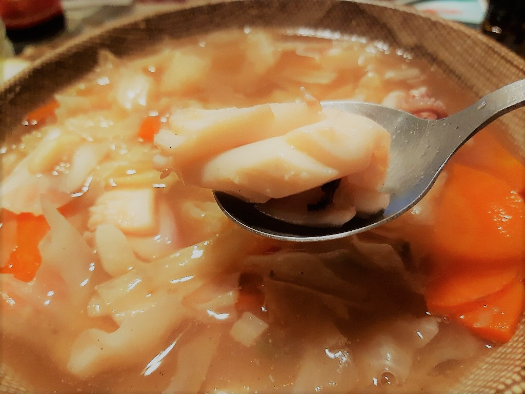 1種湯底變化3道料理 | 姐熬的不是夜,是美味 | 讓料理更上1層樓的妙招 3 豬背骨蘿蔔湯底/生炒花枝高麗菜