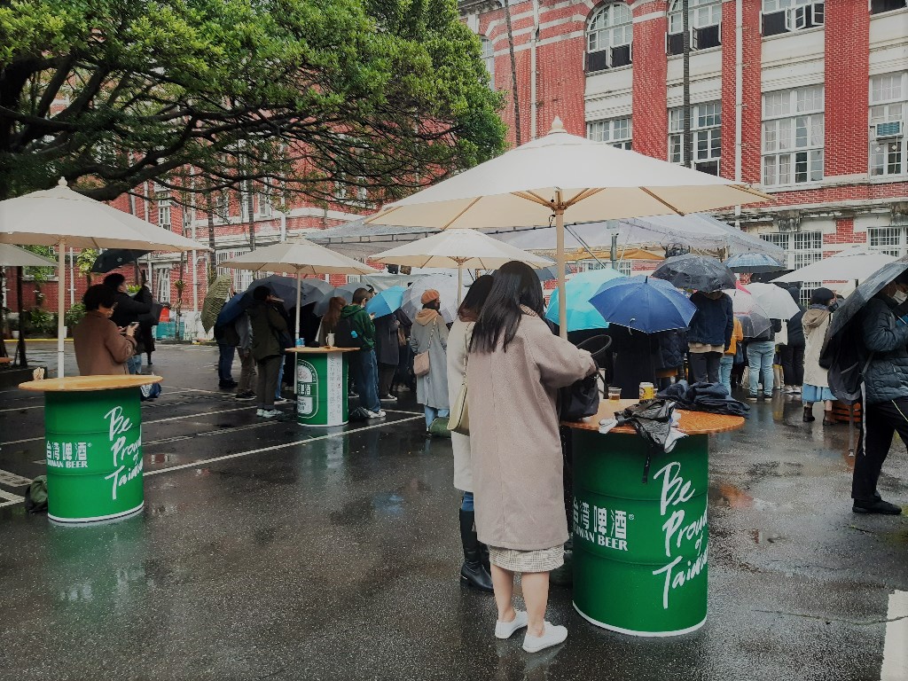 城南聽聽歌／臺灣菸酒公司榕樹廣場／音樂和啤酒永遠最搭