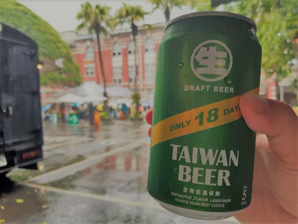 城南聽聽歌／臺灣菸酒公司榕樹廣場／18天3瓶100元