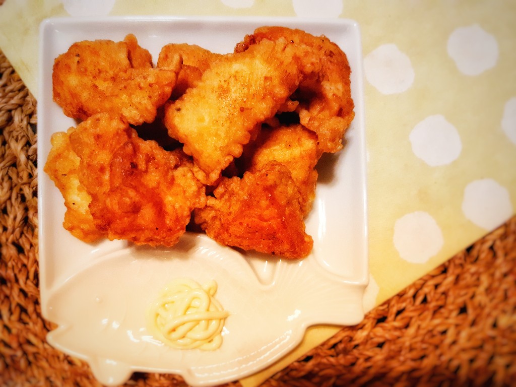 日式唐揚炸雞佐日本丘比沙拉醬／Photo Credit：逆耳小姐