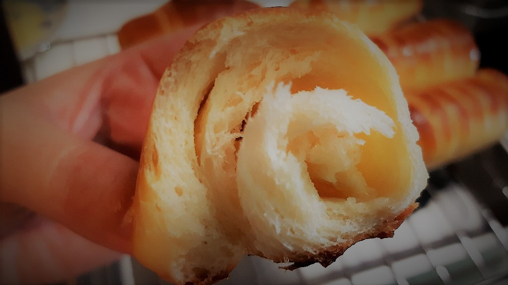 奶油流動形成的空洞