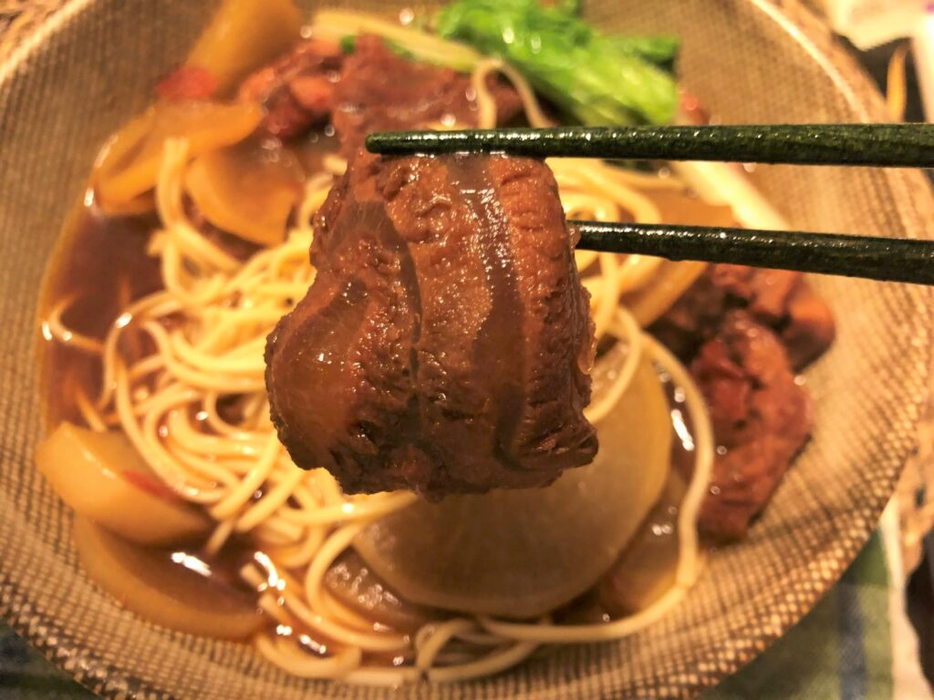 門前隱味調理包牛肉麵／Photo Credit：逆耳小姐