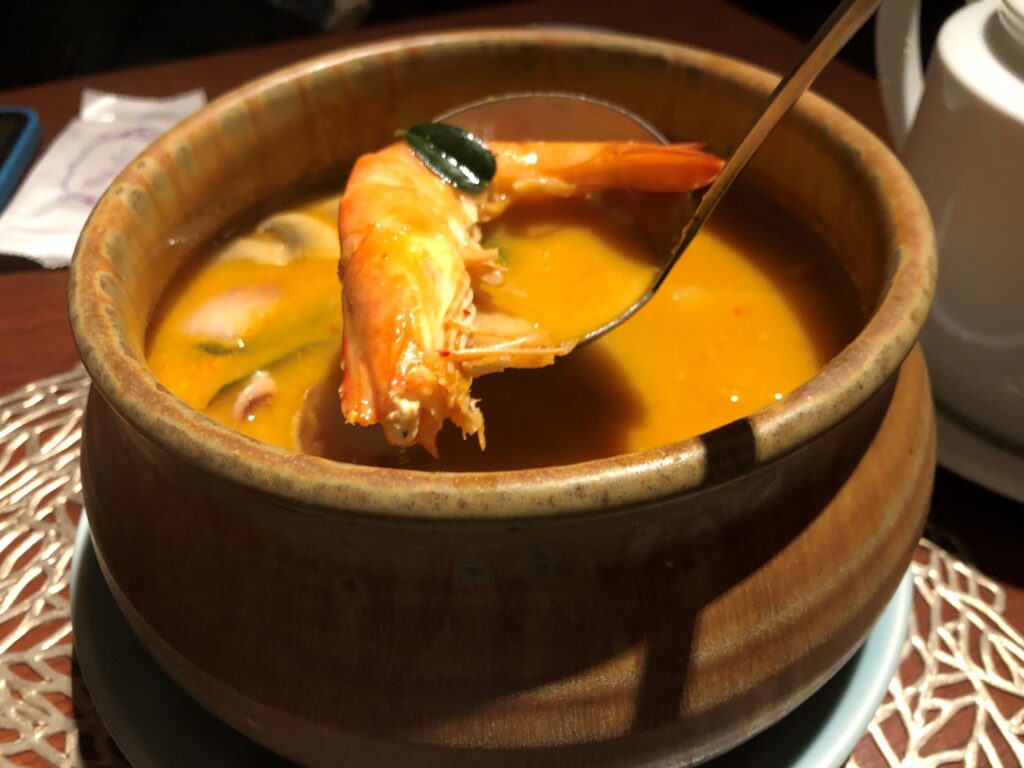 香米：冬央(酸辣海鮮湯)／Photo Credit：逆耳小姐