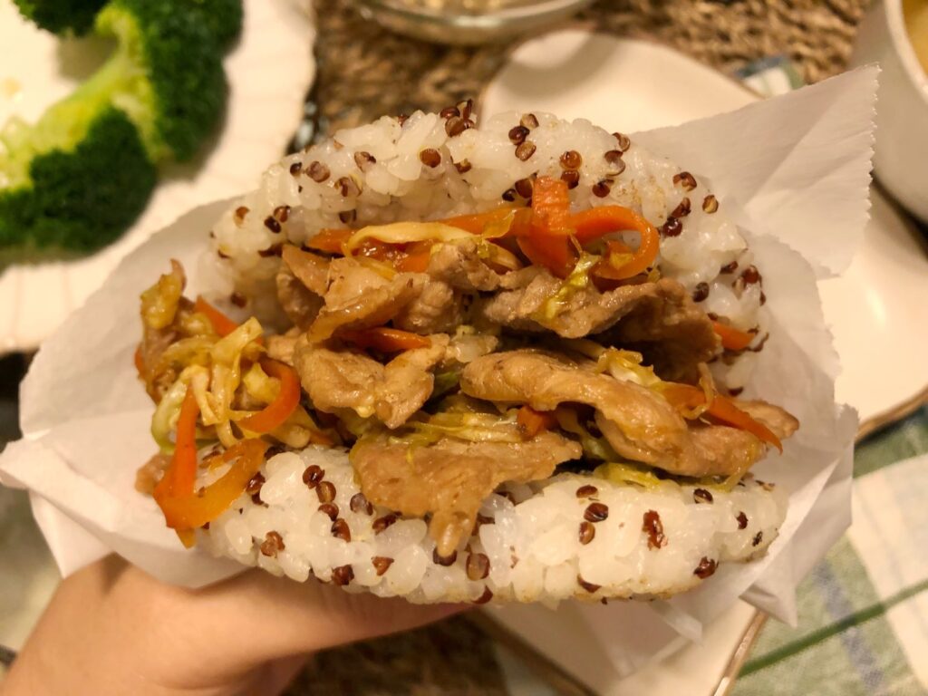 藜麥燒肉米漢堡／Photo Credit：逆耳小姐