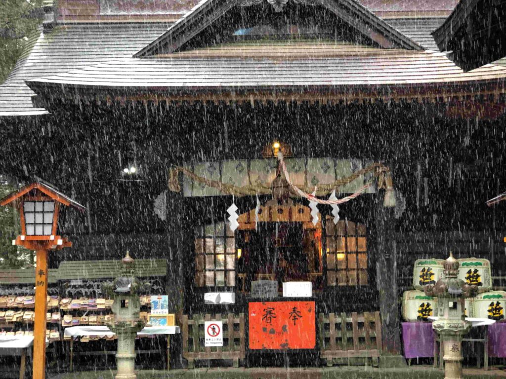 日本擱淺43天︱出發吧!獨旅、Long Stay、長住生活提案︱如何著手安排行程(文長慎入) 33 河口湖淺間神社/Photo Credit:逆耳小姐