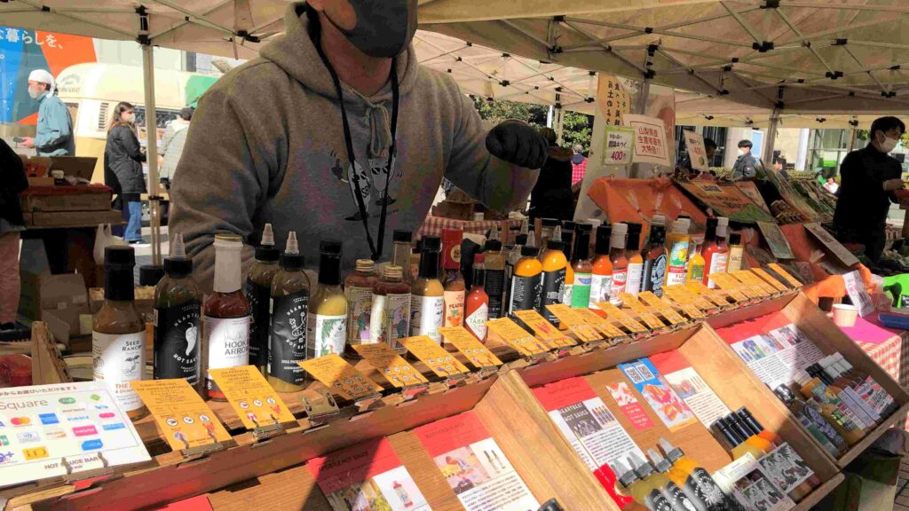東京不可錯過的3大市集︱大江戶古董市、赤坂跳蚤市場、青山農夫市集 26 青山農夫市集:各式醬料/Photo Credit:逆耳小姐