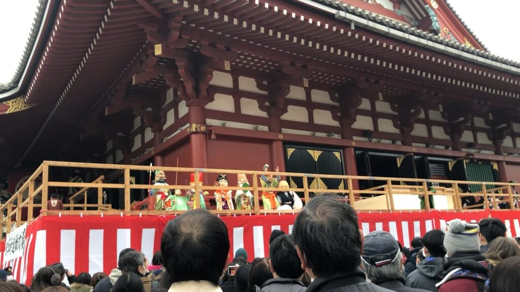 淺草寺節分會︱每年2月3日這樣吃會好運︱撒福豆、福聚之舞、吃惠方卷 25 淺草寺七福神福聚之舞奉演/Photo Credit:逆耳小姐