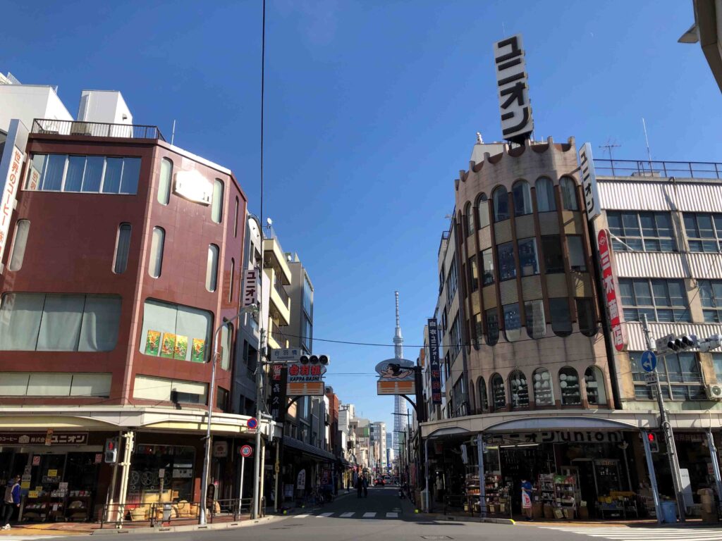 合羽橋道具街拍攝晴空塔地點／Photo Credit：逆耳小姐