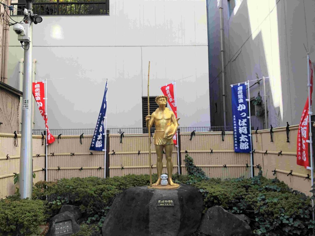 黃金河童河太郎雕像／Photo Credit：逆耳小姐