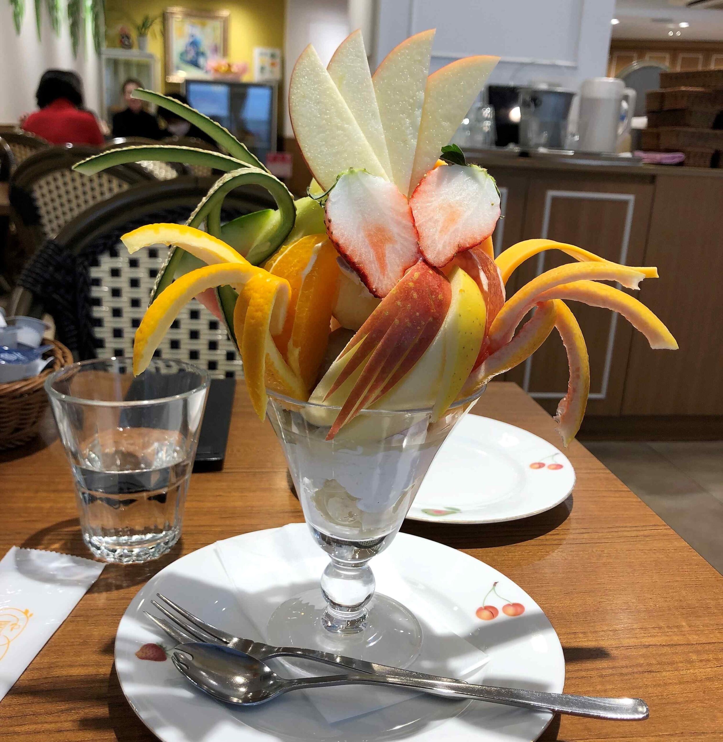 果實園：水果百匯（フルーツパフェ）／Photo Credit：逆耳小姐